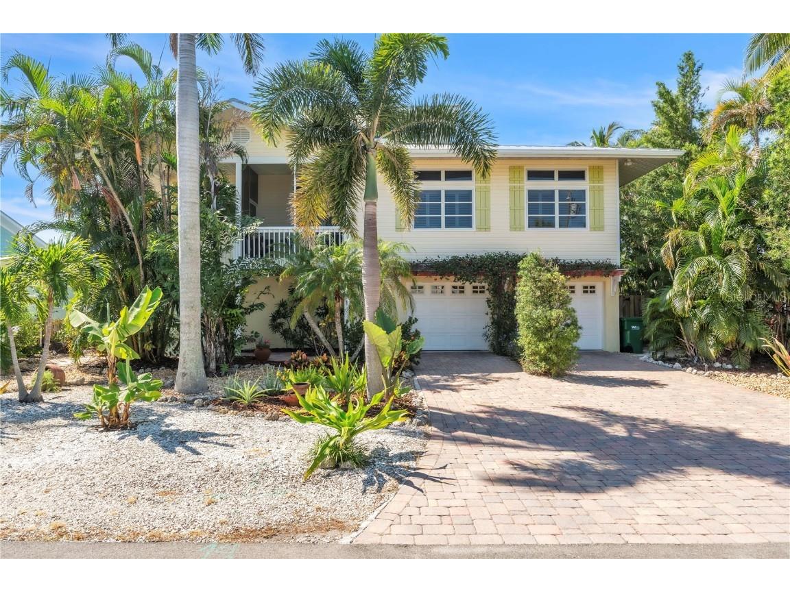 311 Iris Street Anna Maria FL 34216 A4669273 image1