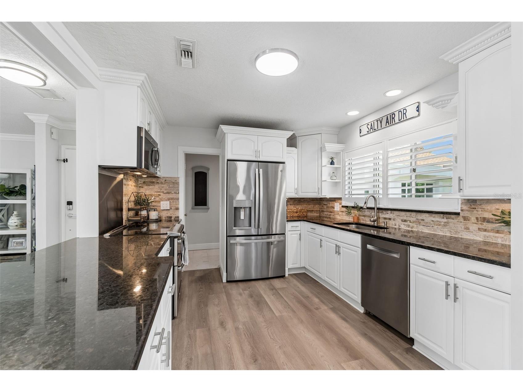 311 Island Way #203 Clearwater Beach FL 33767 TB8488135 image21