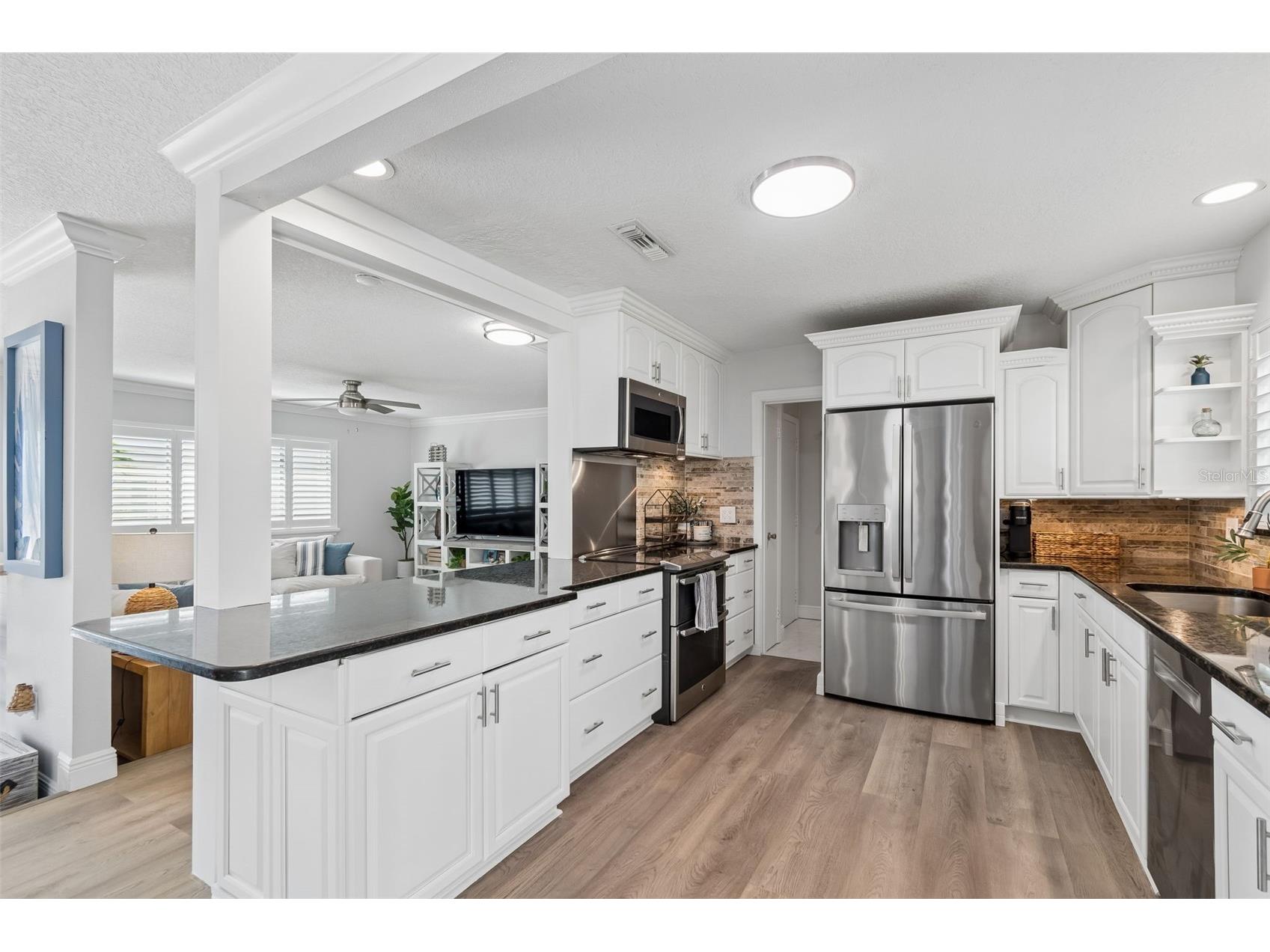 311 Island Way #203 Clearwater Beach FL 33767 TB8488135 image22