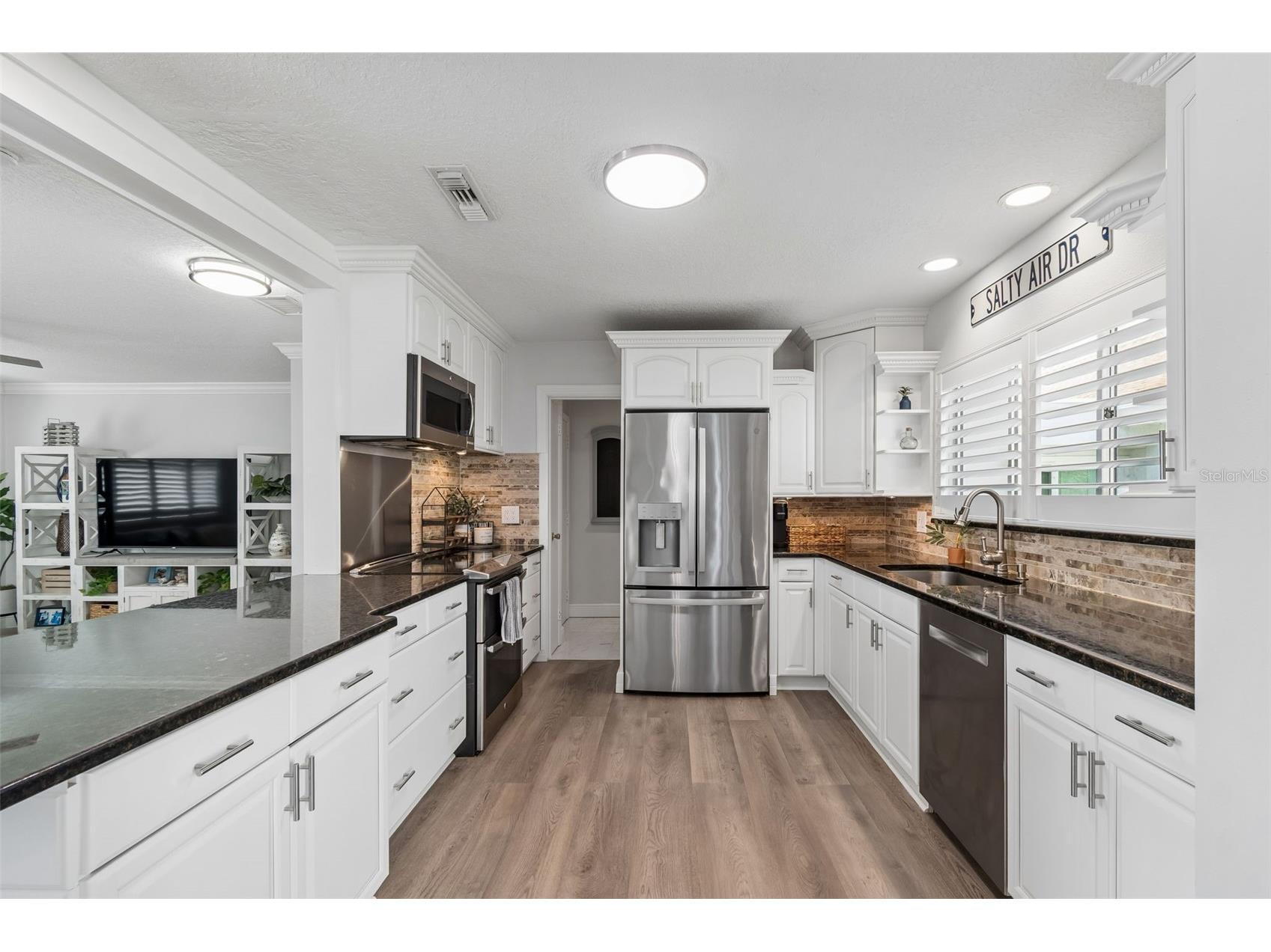 311 Island Way #203 Clearwater Beach FL 33767 TB8488135 image23