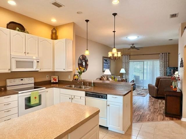 311 Kelsey Way #3 Sun City Center FL 33573 TB8510750 image6