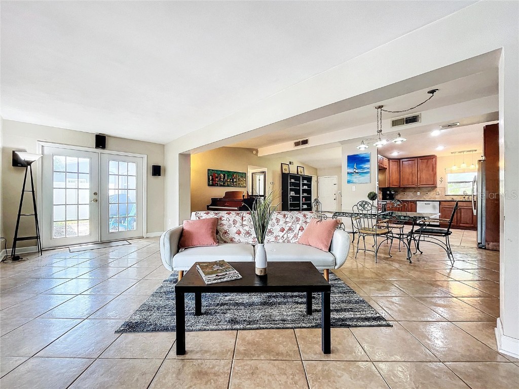 311 Morningside Drive Palm Harbor FL 34683 W7881475 image17