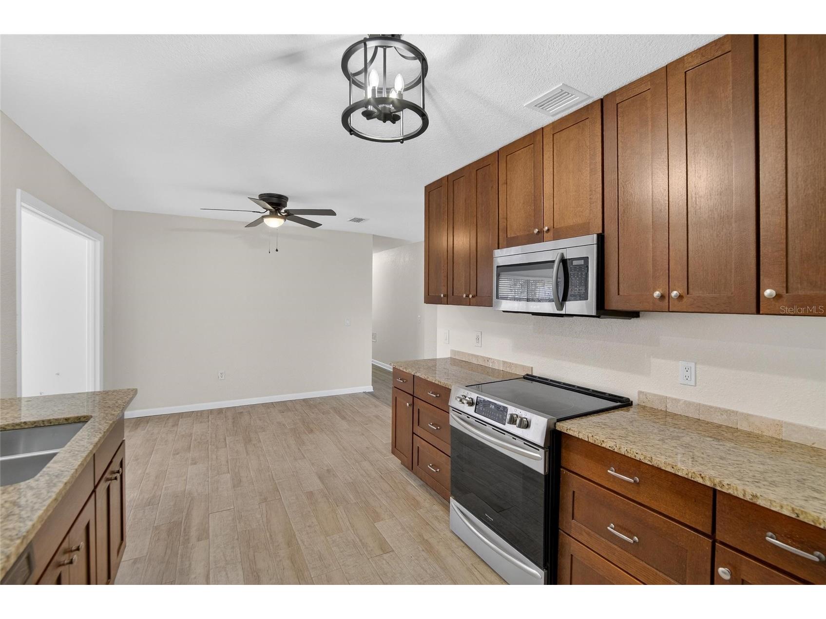 311 NE 5th Street Mulberry FL 33860 L4959357 image15