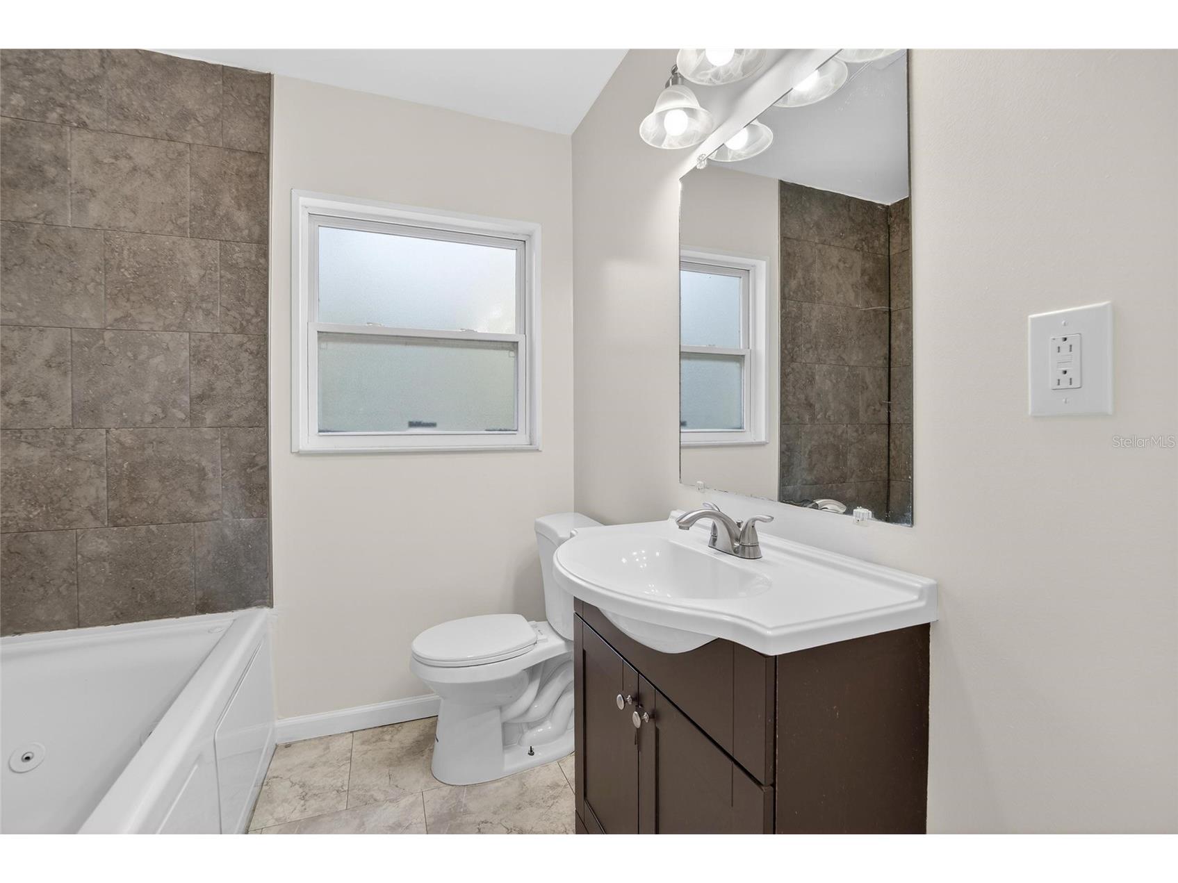 311 NE 5th Street Mulberry FL 33860 L4959357 image33