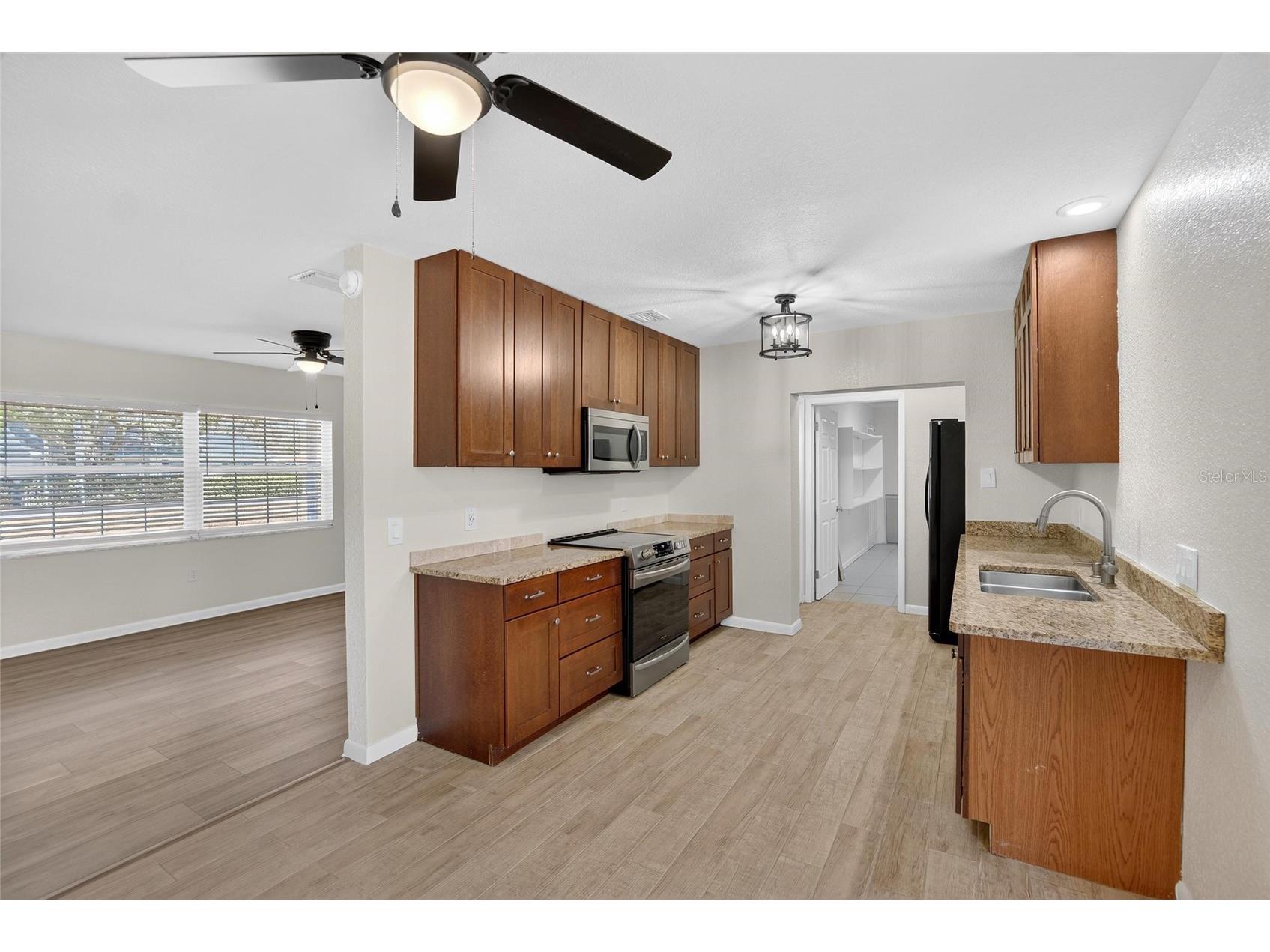 311 NE 5th Street Mulberry FL 33860 TB8495941 image11