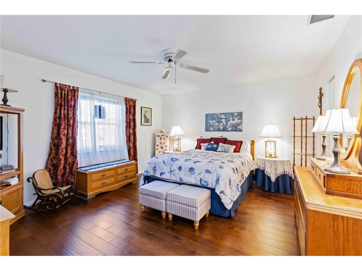 311 Oak Hill Way #26 Sarasota FL 34232 A4669876 image13