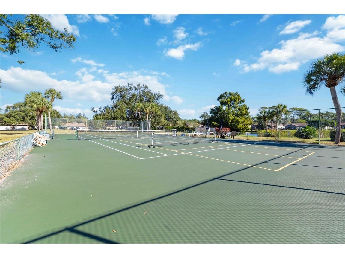 311 Oak Hill Way #26 Sarasota FL 34232 A4669876 image18