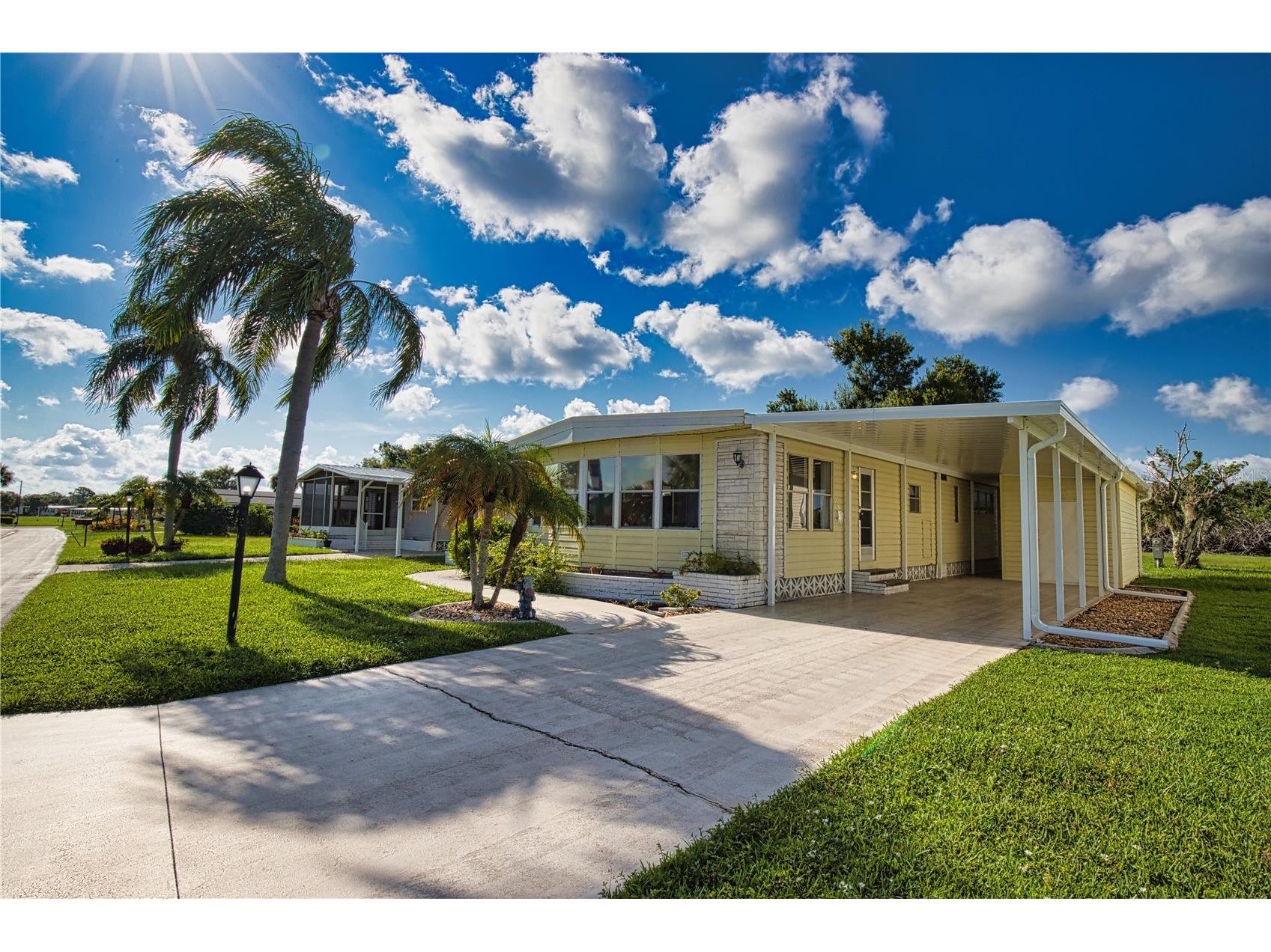 311 Robalo North Port FL 34287 TB8472460 image36