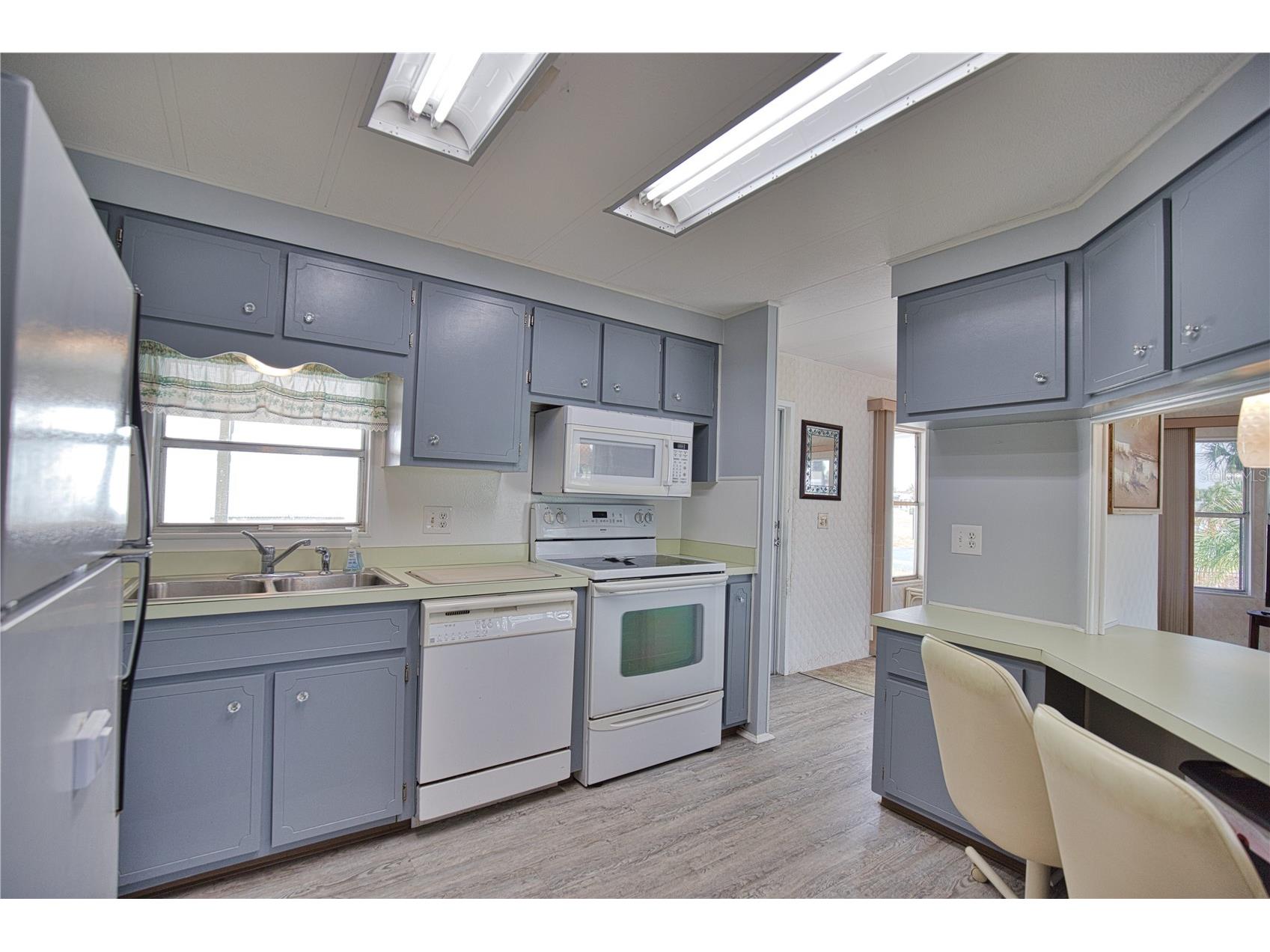 311 Robalo North Port FL 34287 TB8472460 image9