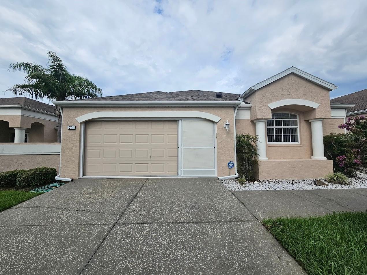 311 Royal Palm Way Spring Hill FL 34608 W7880898 image1