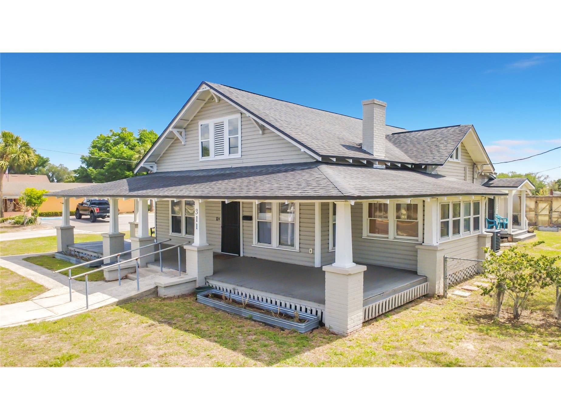 311 S Central Avenue Umatilla FL 32784 O6395427 image1