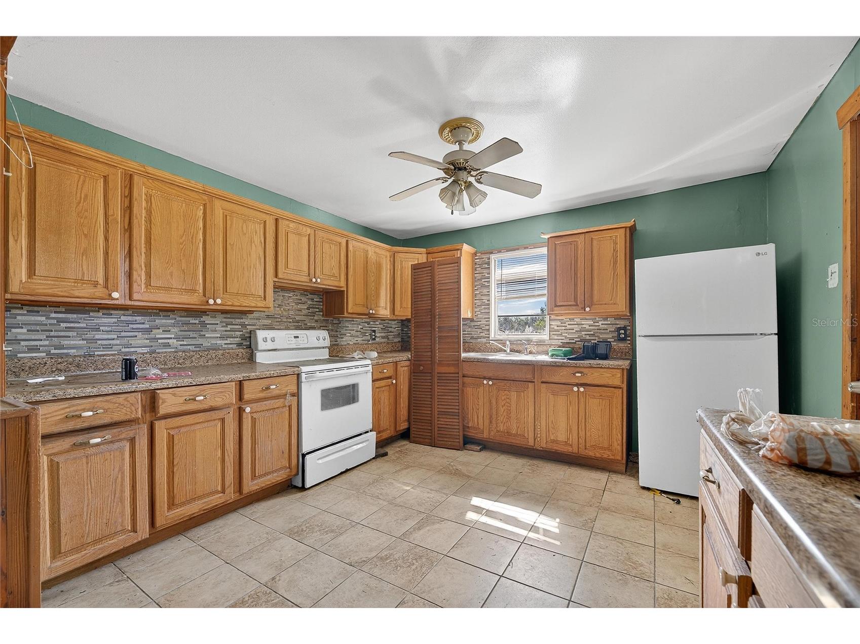 311 S Webb Road Plant City FL 33566 TB8430698 image23
