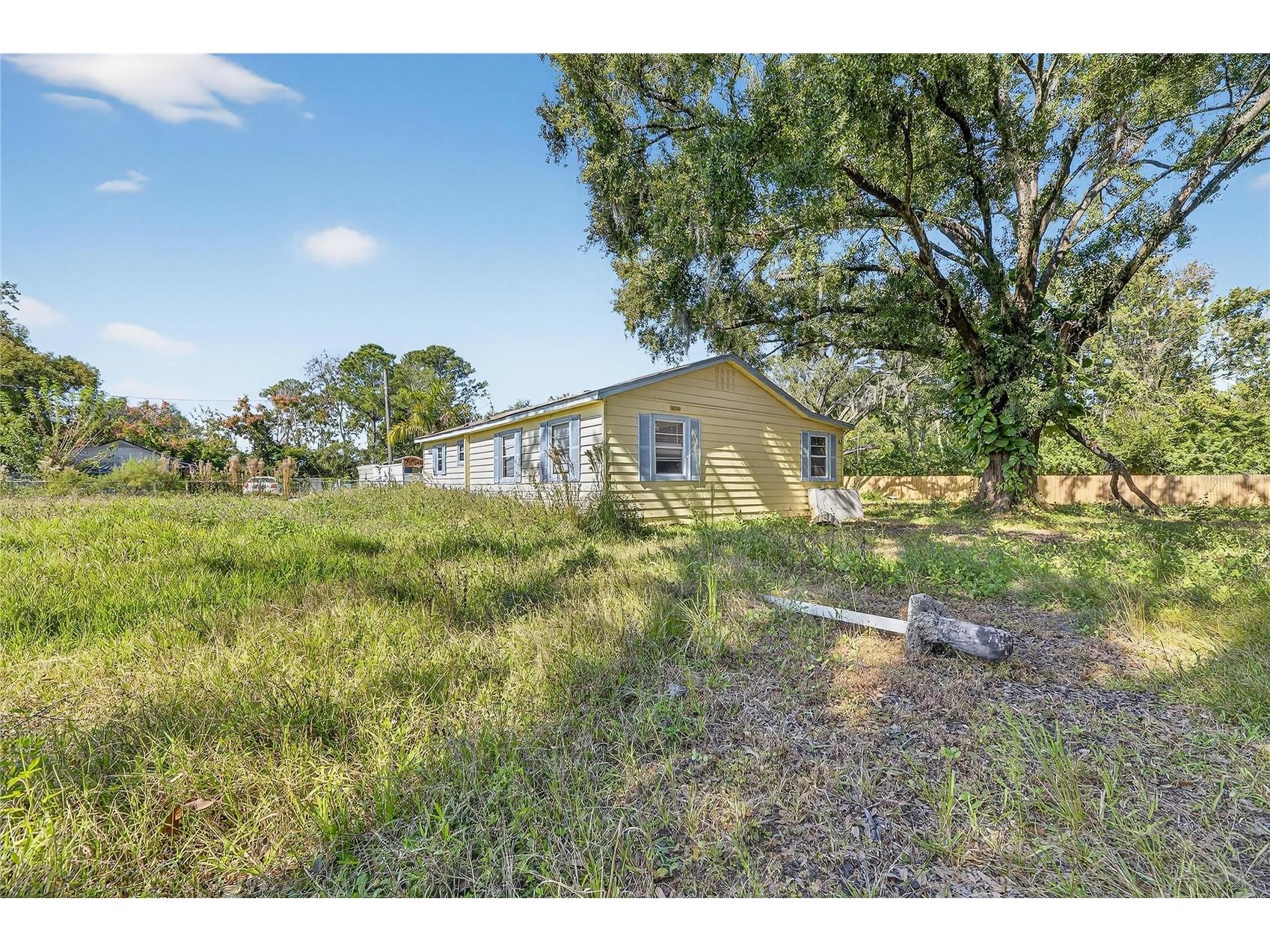 311 S Webb Road Plant City FL 33566 TB8430698 image64