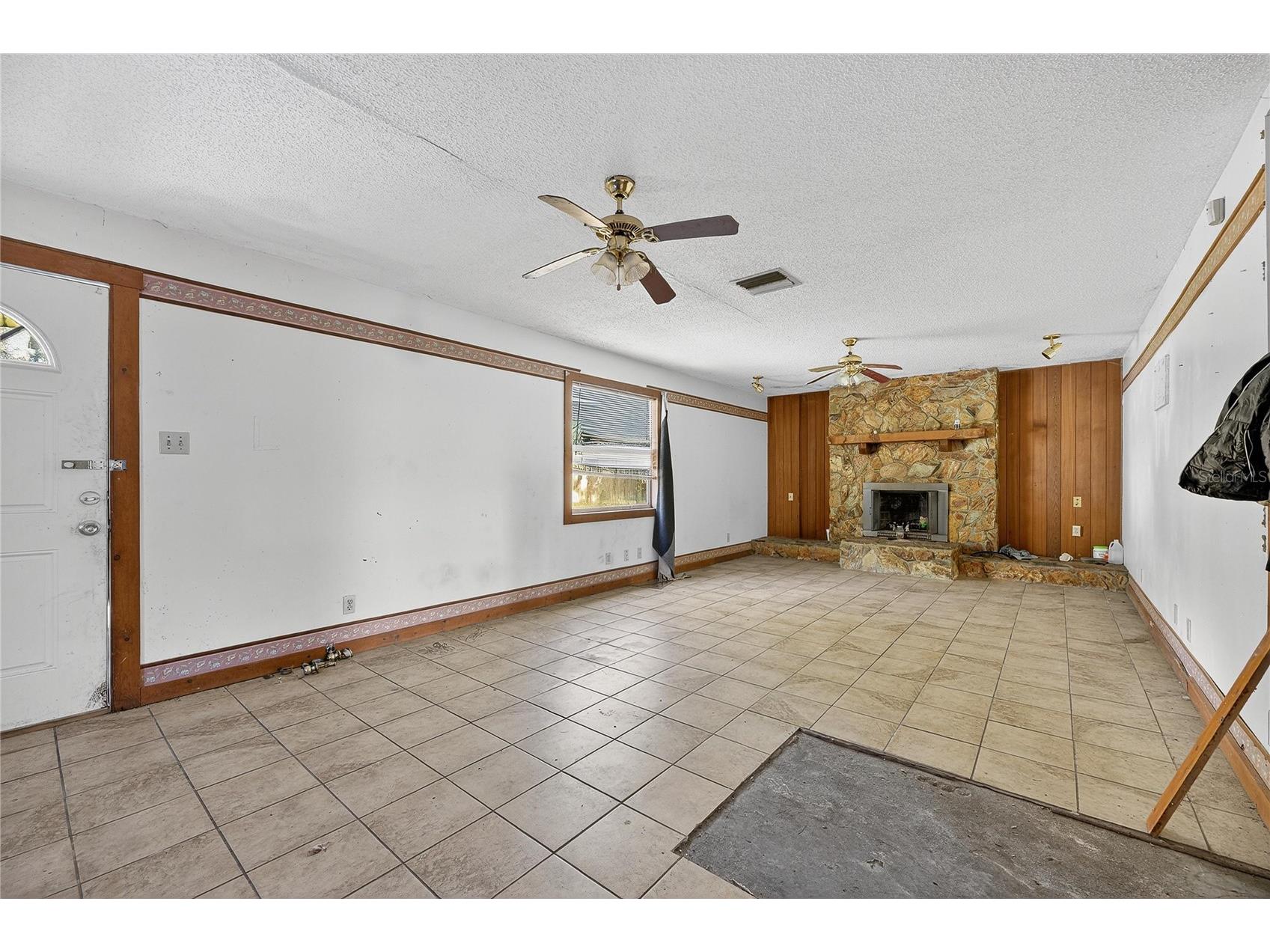 311 S Webb Road Plant City FL 33566 TB8430698 image8
