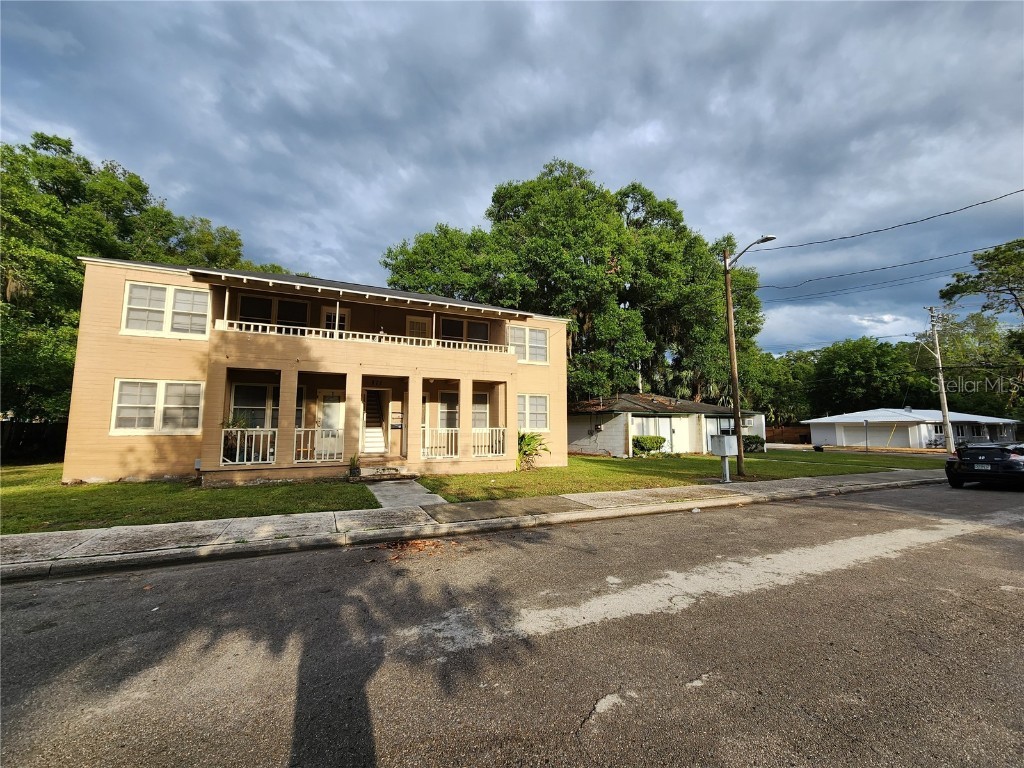 311 SE 8 Street #4 Gainesville FL 32601 GC523471 image1