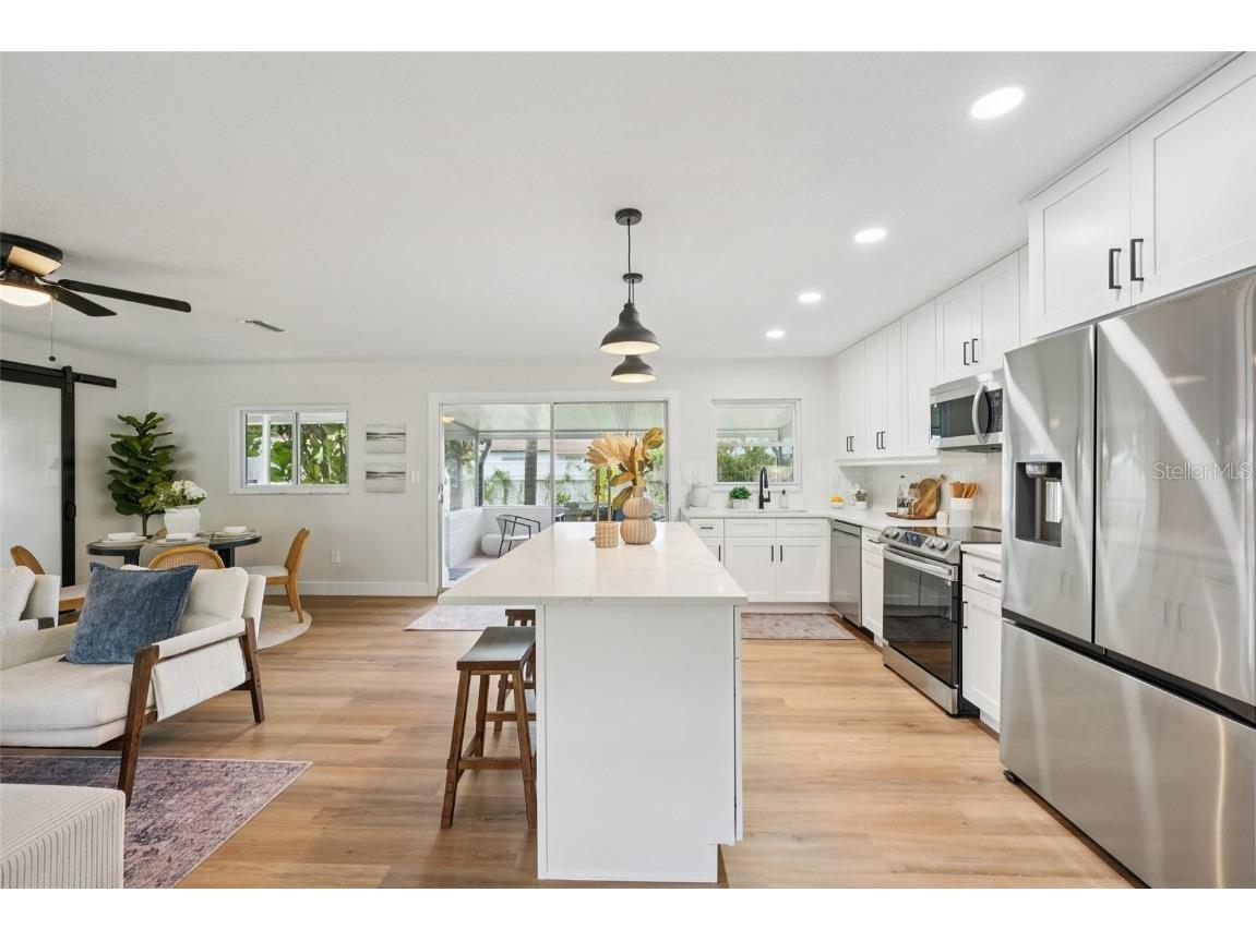 311 Shore Drive E Oldsmar FL 34677 TB8418072 image16