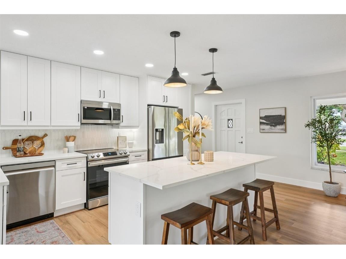 311 Shore Drive E Oldsmar FL 34677 TB8418072 image22