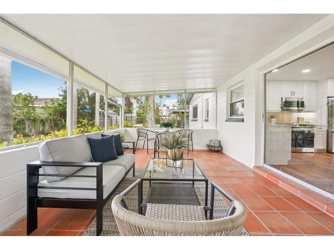 311 Shore Drive E Oldsmar FL 34677 TB8418072 image39