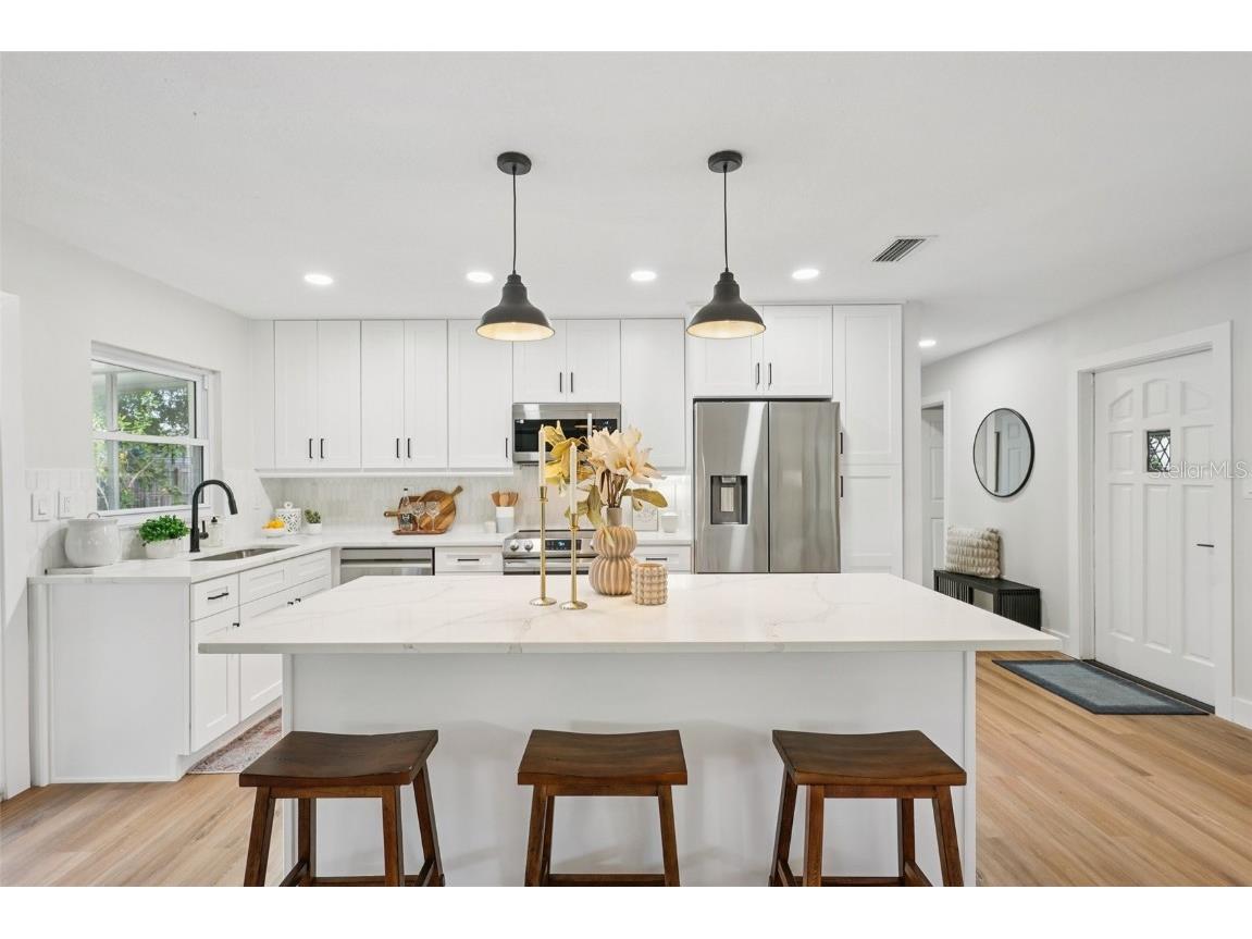 311 Shore Drive E Oldsmar FL 34677 TB8418072 image4