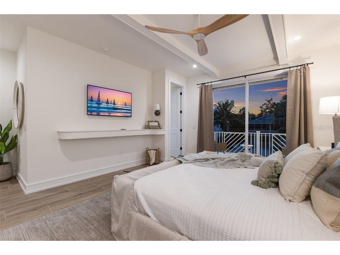 311 Spring Avenue Anna Maria FL 34216 TB8368157 image16