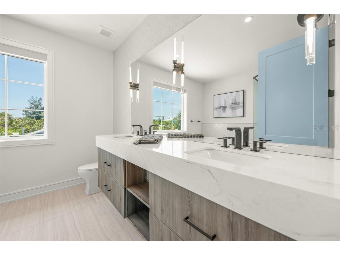 311 Spring Avenue Anna Maria FL 34216 TB8368157 image42