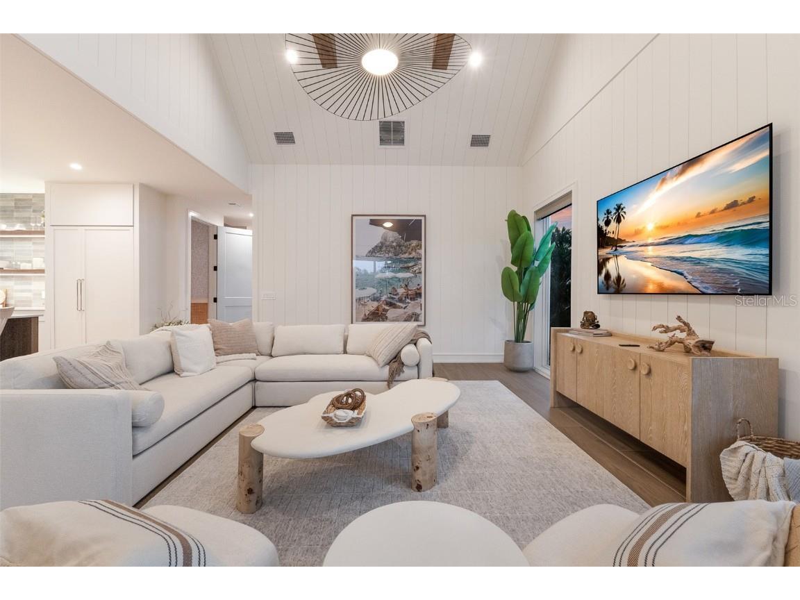 311 Spring Avenue Anna Maria FL 34216 TB8368157 image7