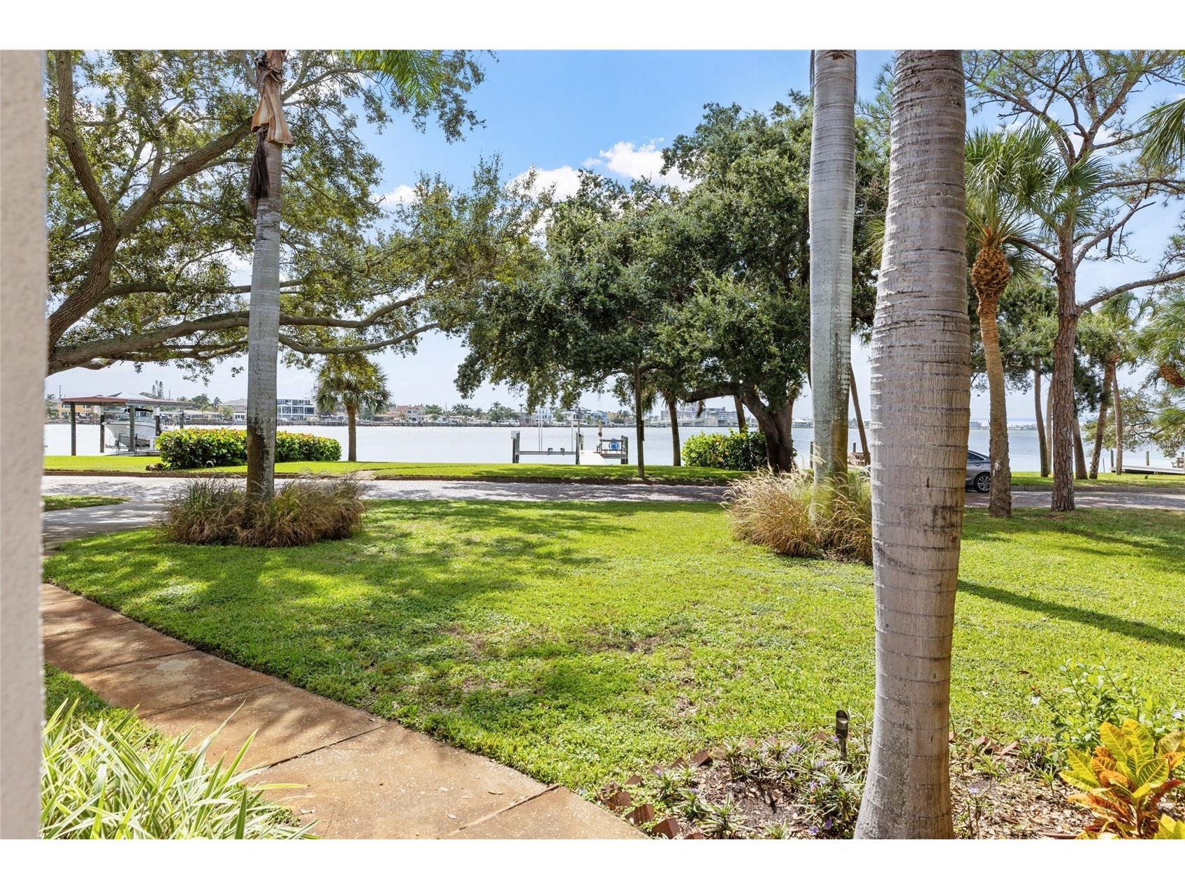 311 Sunset Drive N Saint Petersburg FL 33710 - BOCA CIEGA BAY TB8432776 image16