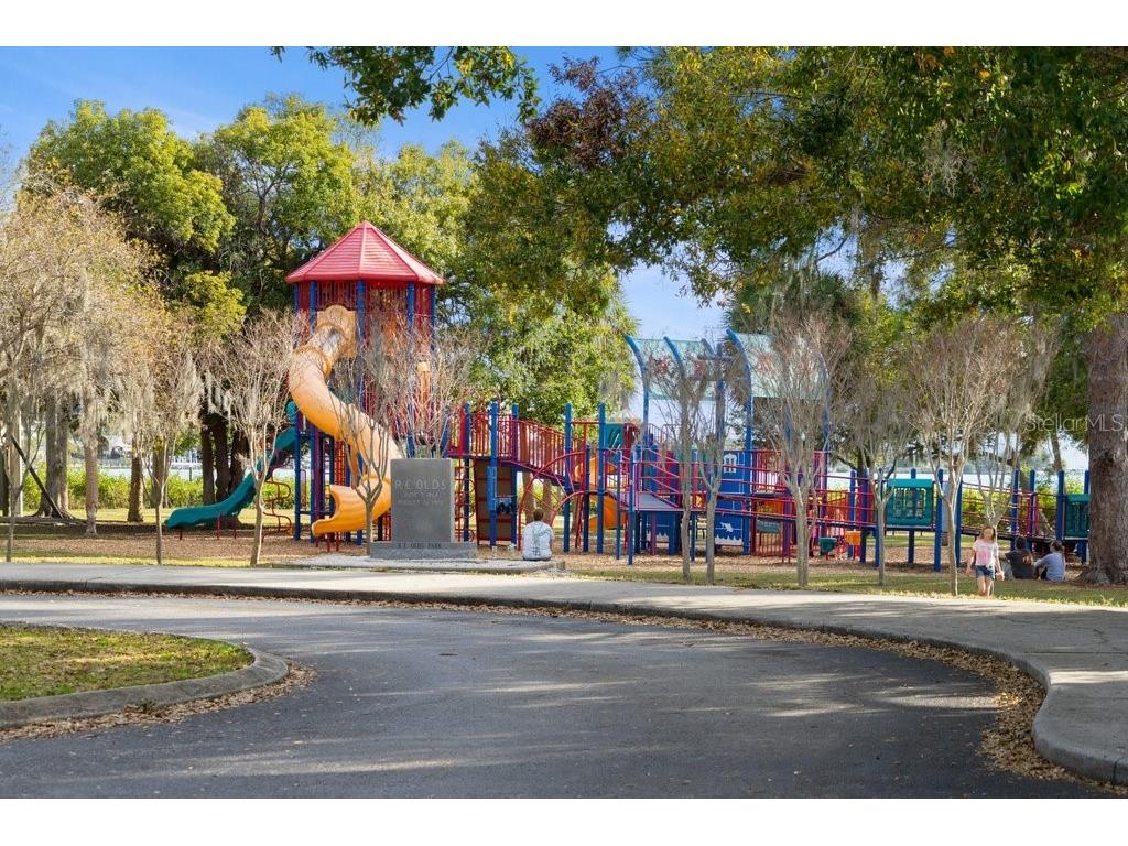 311 Vista Cruiser Lane Oldsmar FL 34677 TB8450597 image46