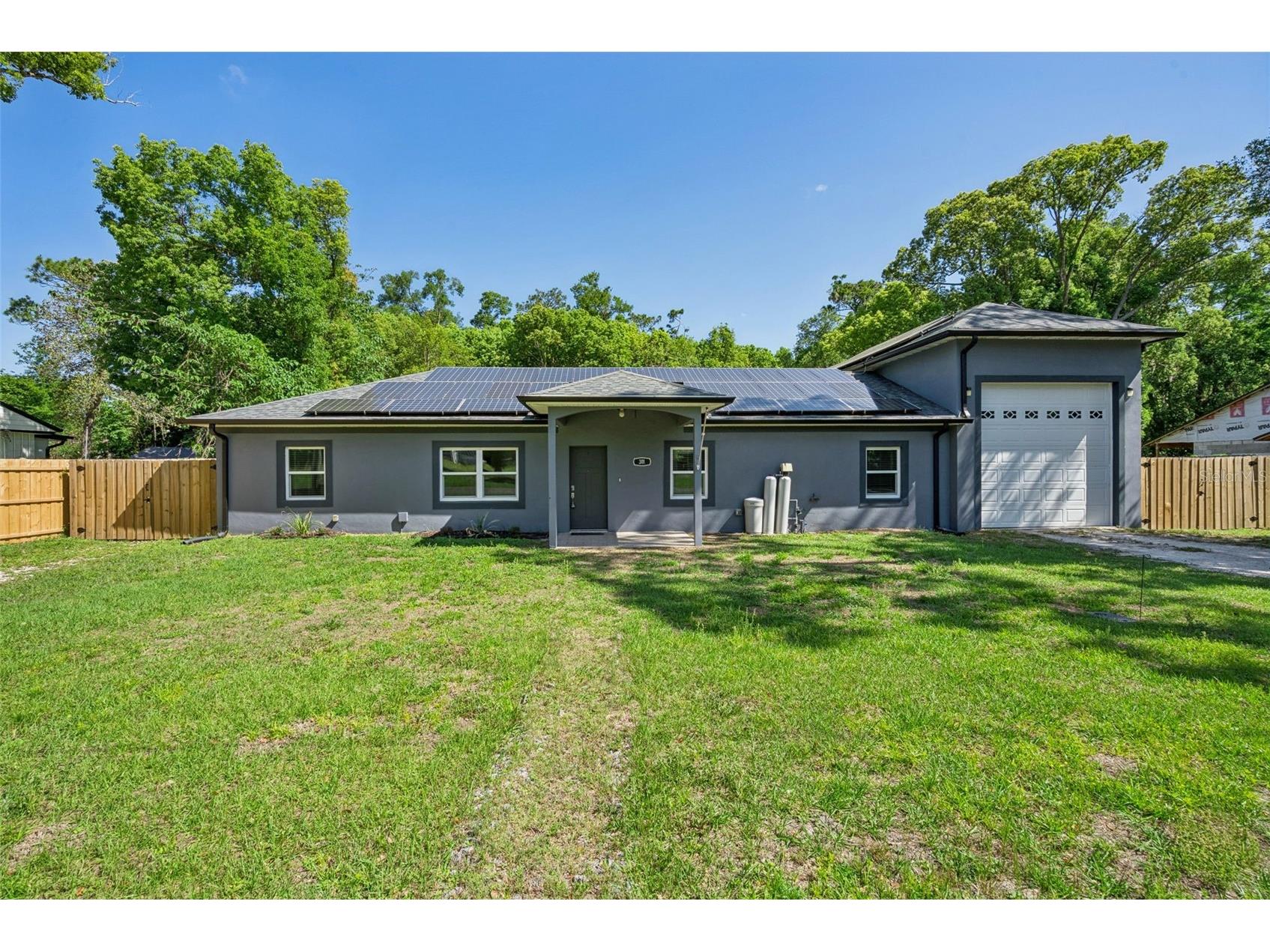 311 W Lewis Avenue Apopka FL 32712 O6400858 image1