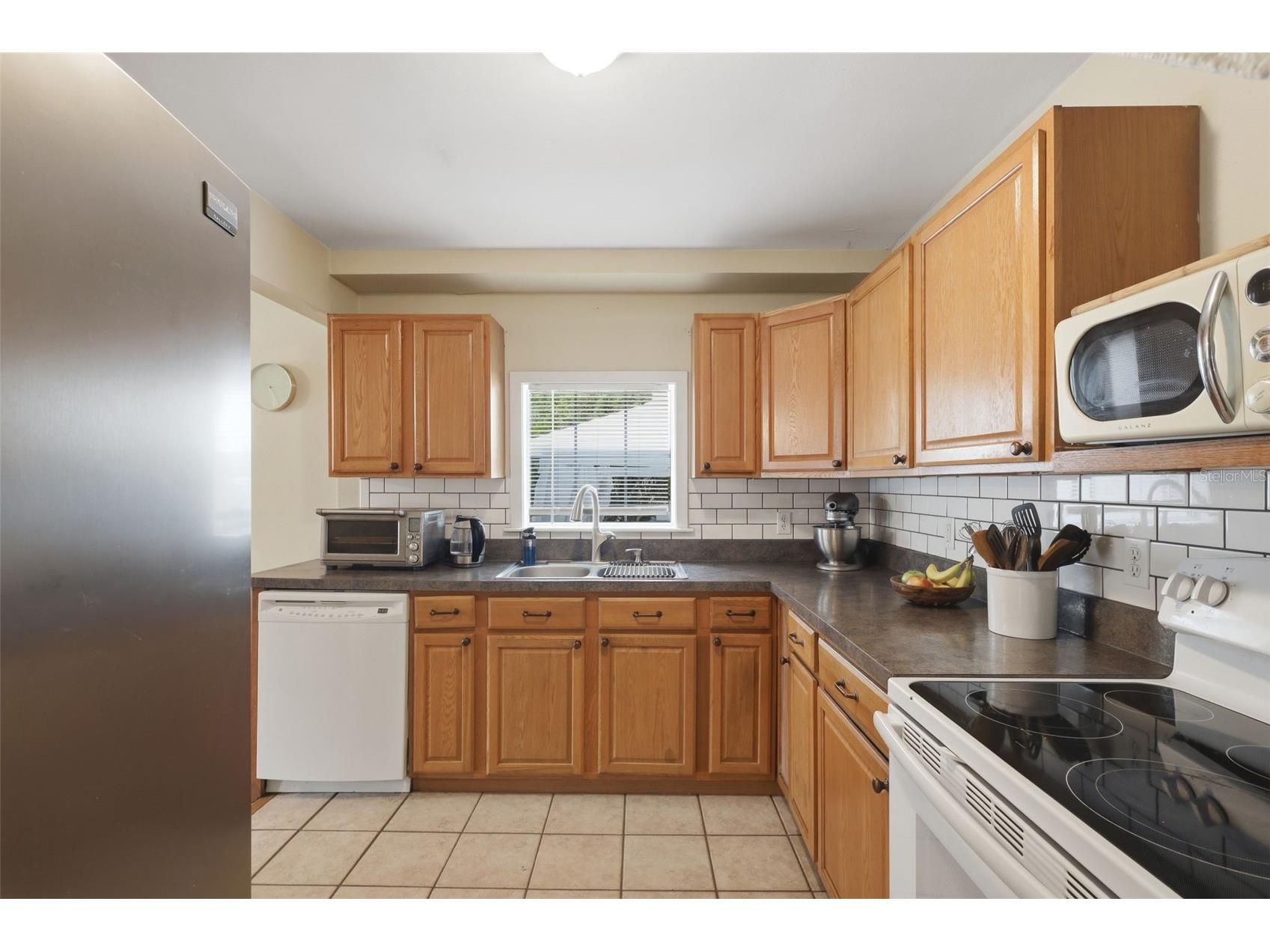 311 W University Avenue Deland FL 32720 V4949625 image13