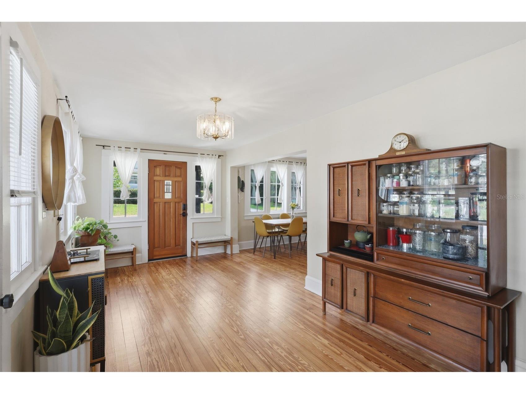 311 W University Avenue Deland FL 32720 V4949625 image7