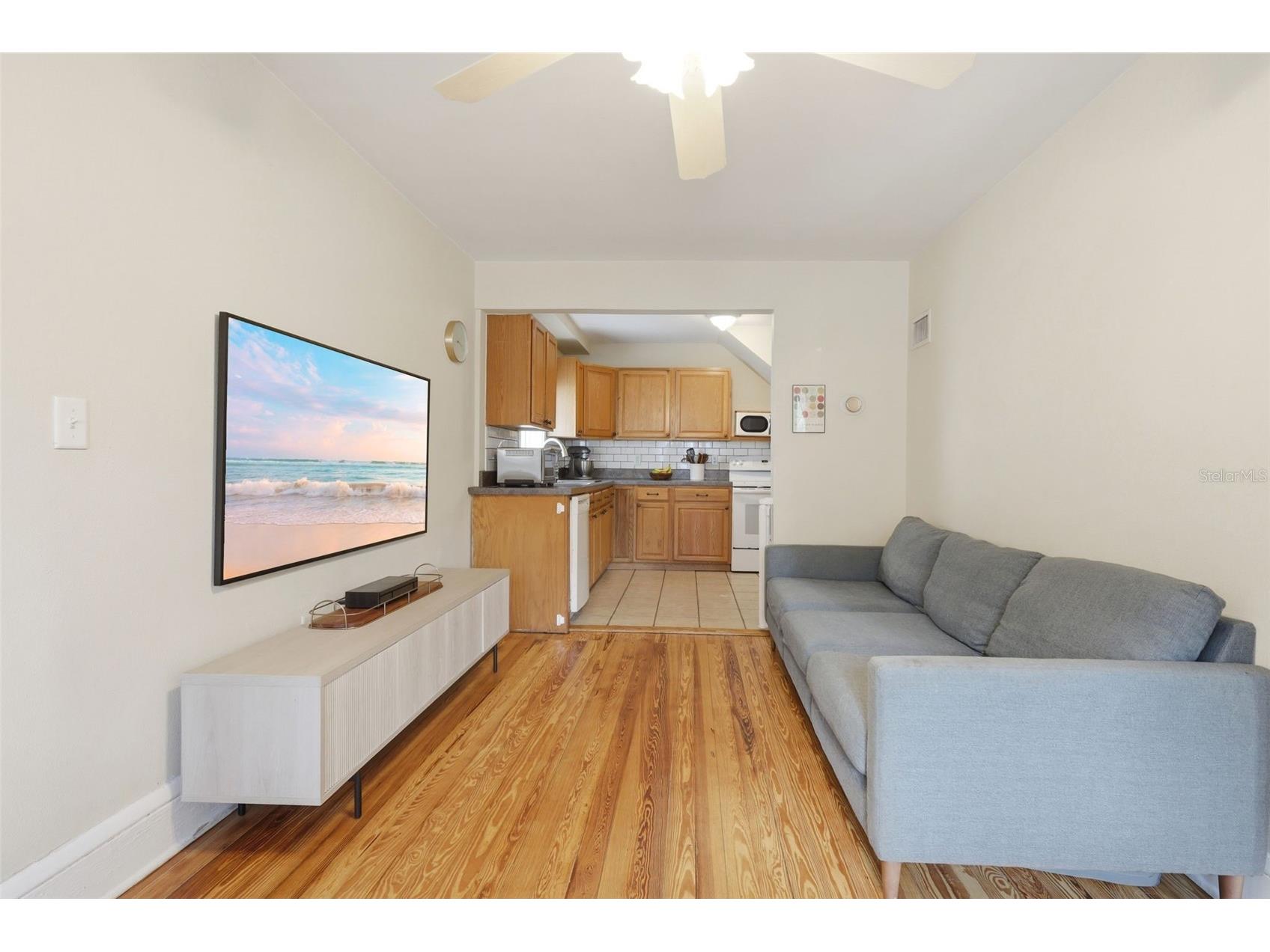 311 W University Avenue Deland FL 32720 V4949625 image8