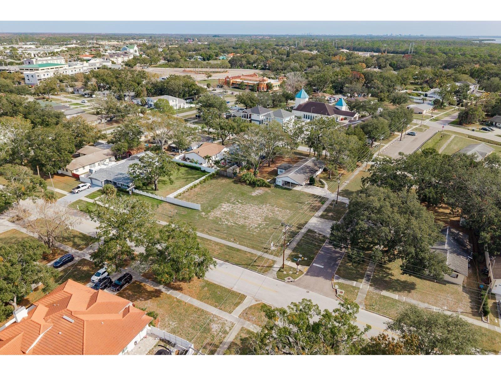 311 Washington Avenue Oldsmar FL 34677 TB8465278 image15