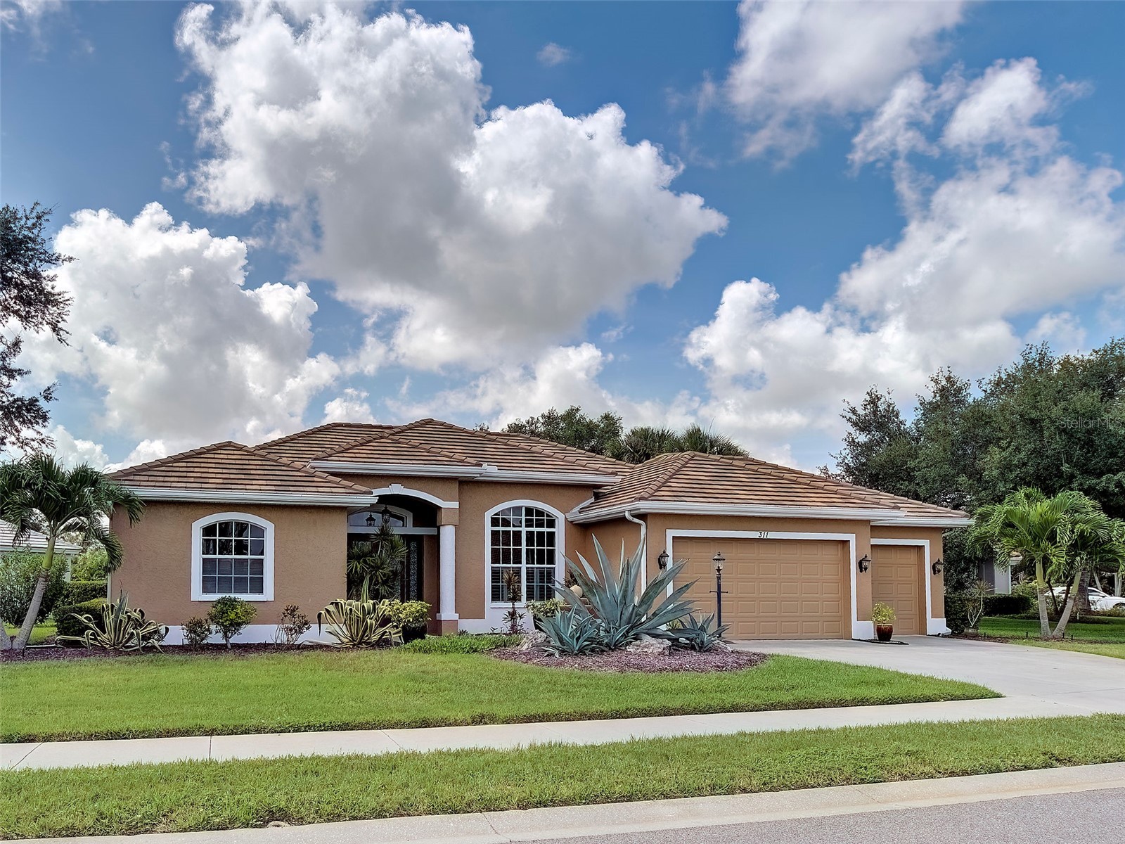 311 Wild Pine Way Venice FL 34292 N6144613 image1