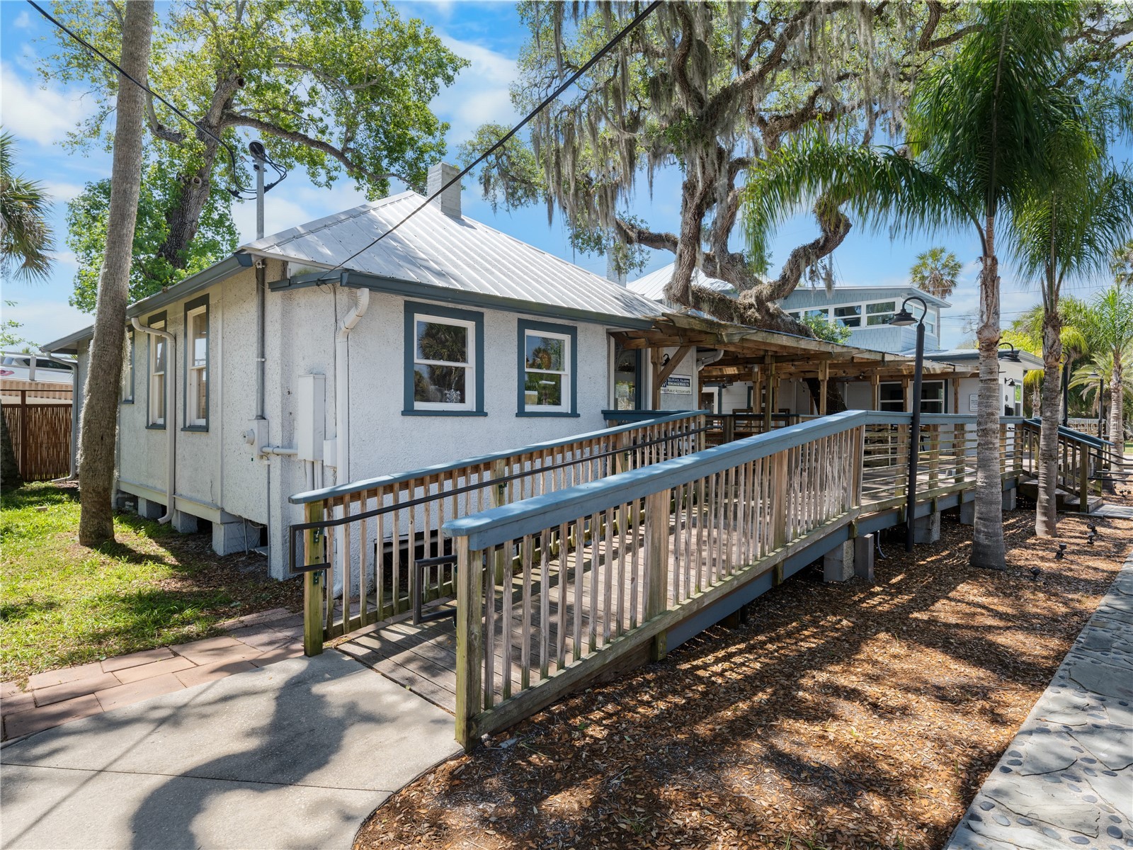 311 and 315 Live Oak Street New Smyrna Beach FL 32168 NS1088009 image12