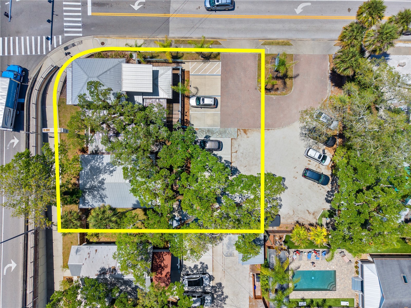 311 and 315 Live Oak Street New Smyrna Beach FL 32168 NS1088009 image4