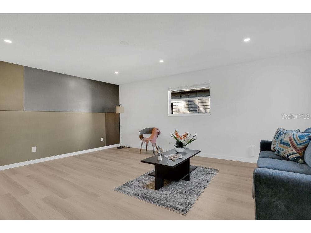 3110 11th Ave N Saint Petersburg FL 33713 TB8439933 image3