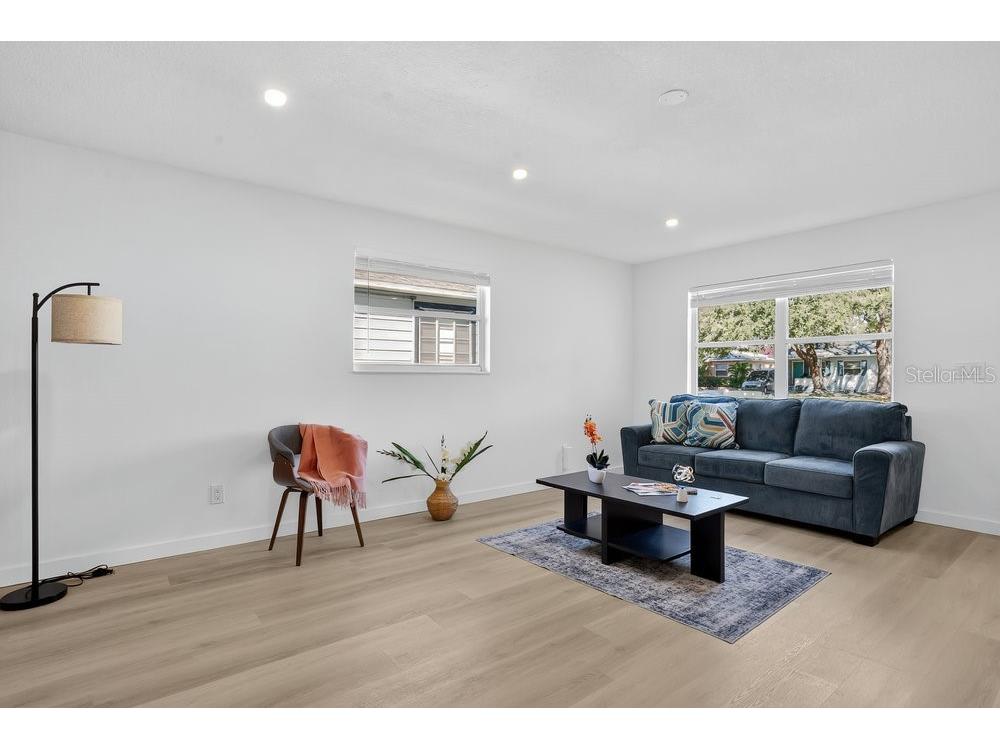 3110 11th Ave N Saint Petersburg FL 33713 TB8439933 image4