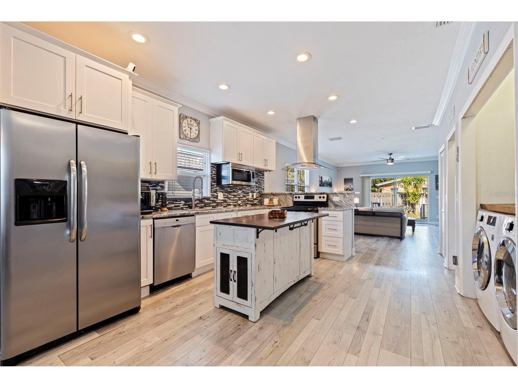 3110 15th Street N Saint Petersburg FL 33704 TB8524436 image10