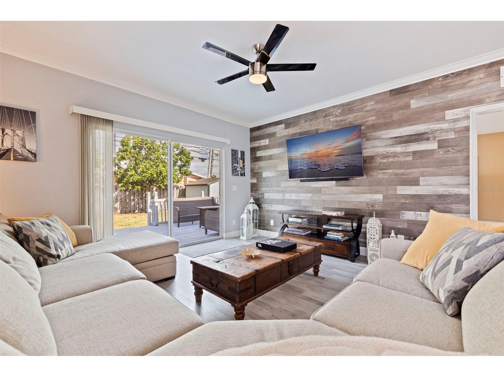 3110 15th Street N Saint Petersburg FL 33704 TB8524436 image18
