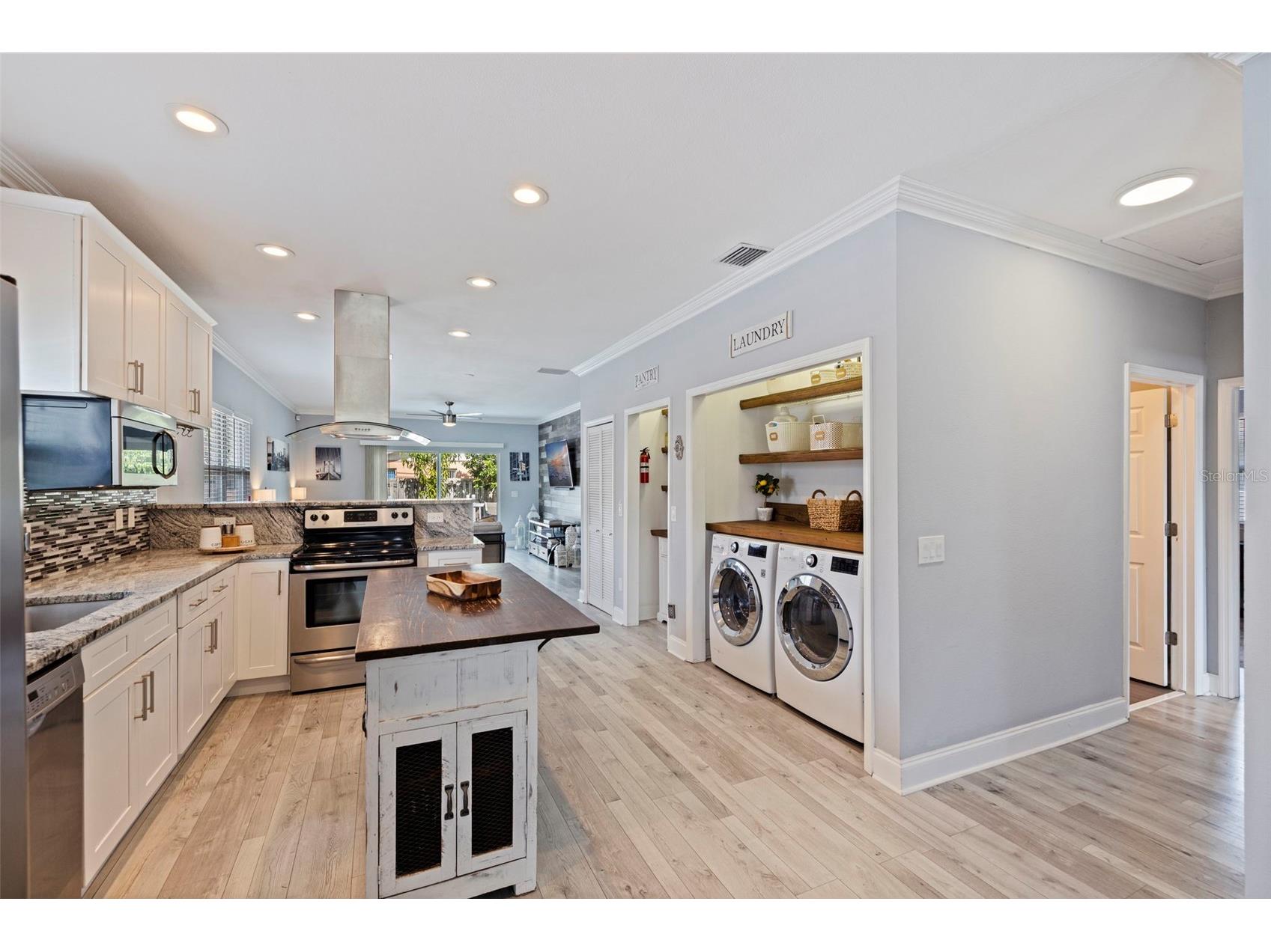3110 15th Street N Saint Petersburg FL 33704 TB8524436 image9