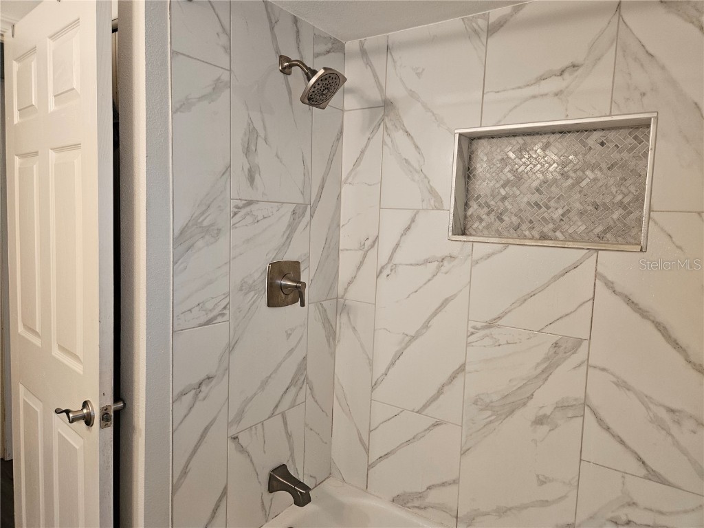 3110 57th Avenue Circle E Bradenton FL 34203 A4674763 image35