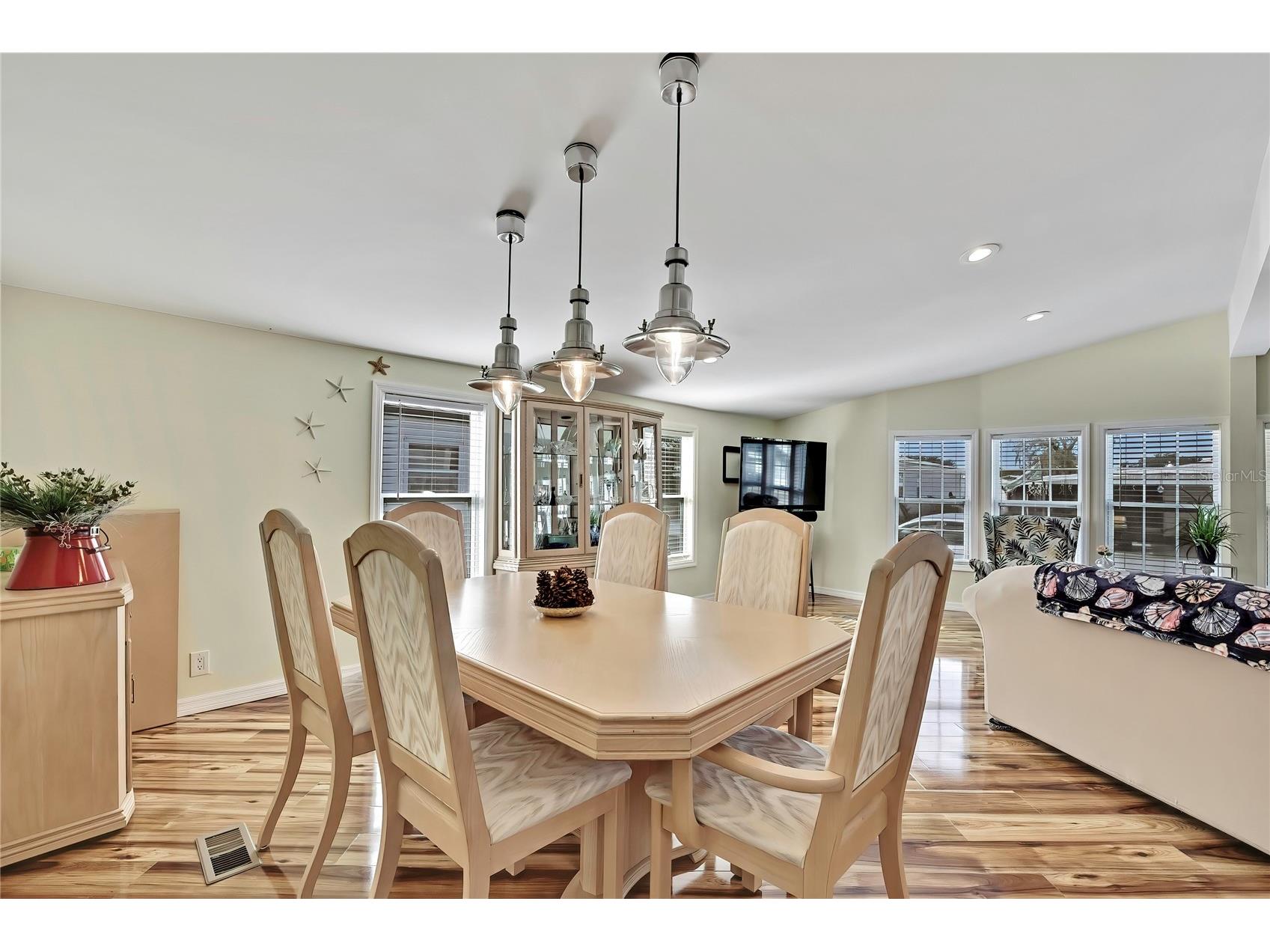 3110 Beaver Creek Drive Wesley Chapel FL 33543 TB8460137 image15