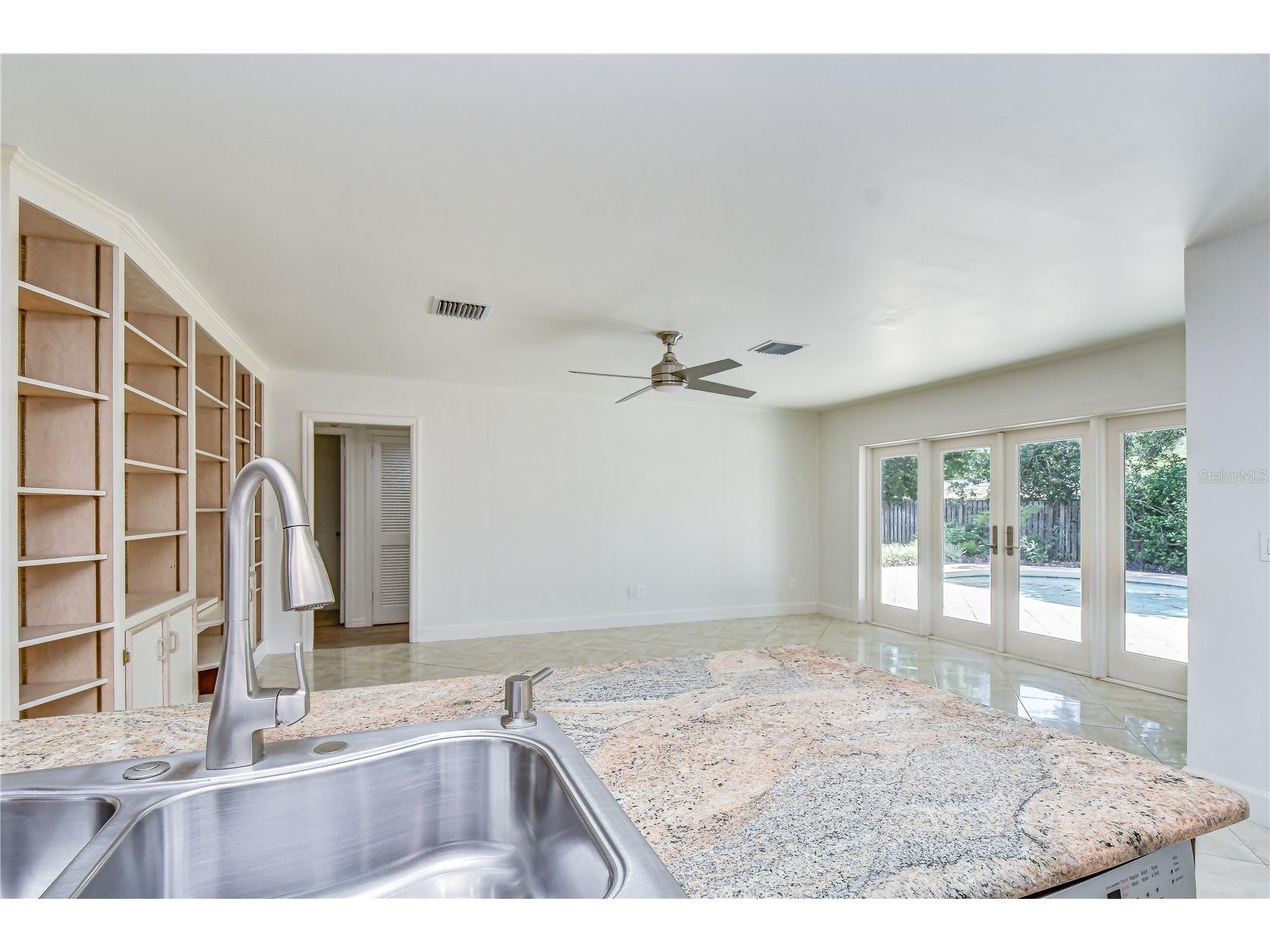 3110 Belmore Road Tampa FL 33618 TB8529409 image16