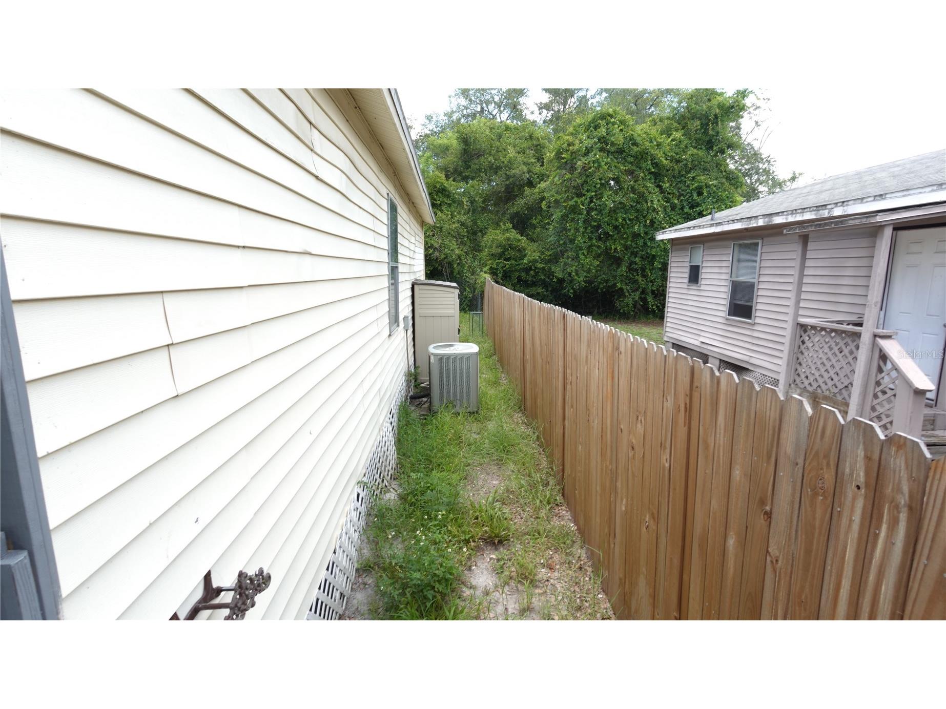3110 Gordon Court Tampa FL 33619 TB8528570 image3
