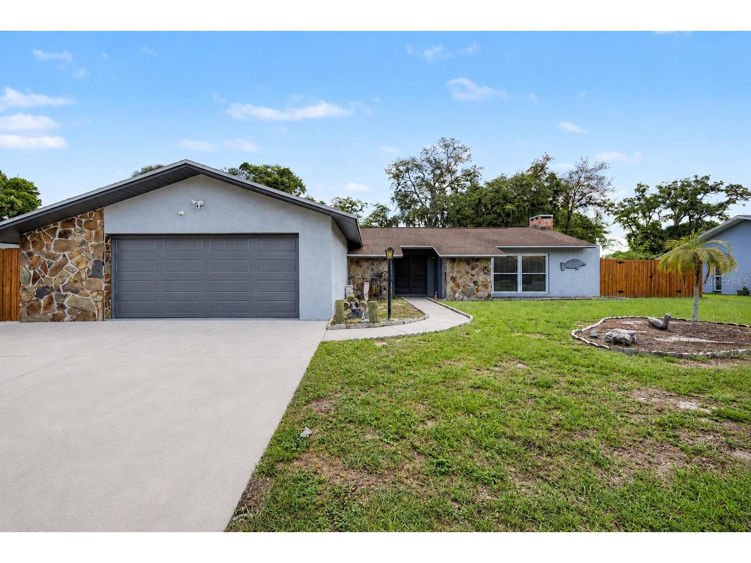 3110 Shadow Oaks Drive Holiday FL 34690 TB8513609 image1