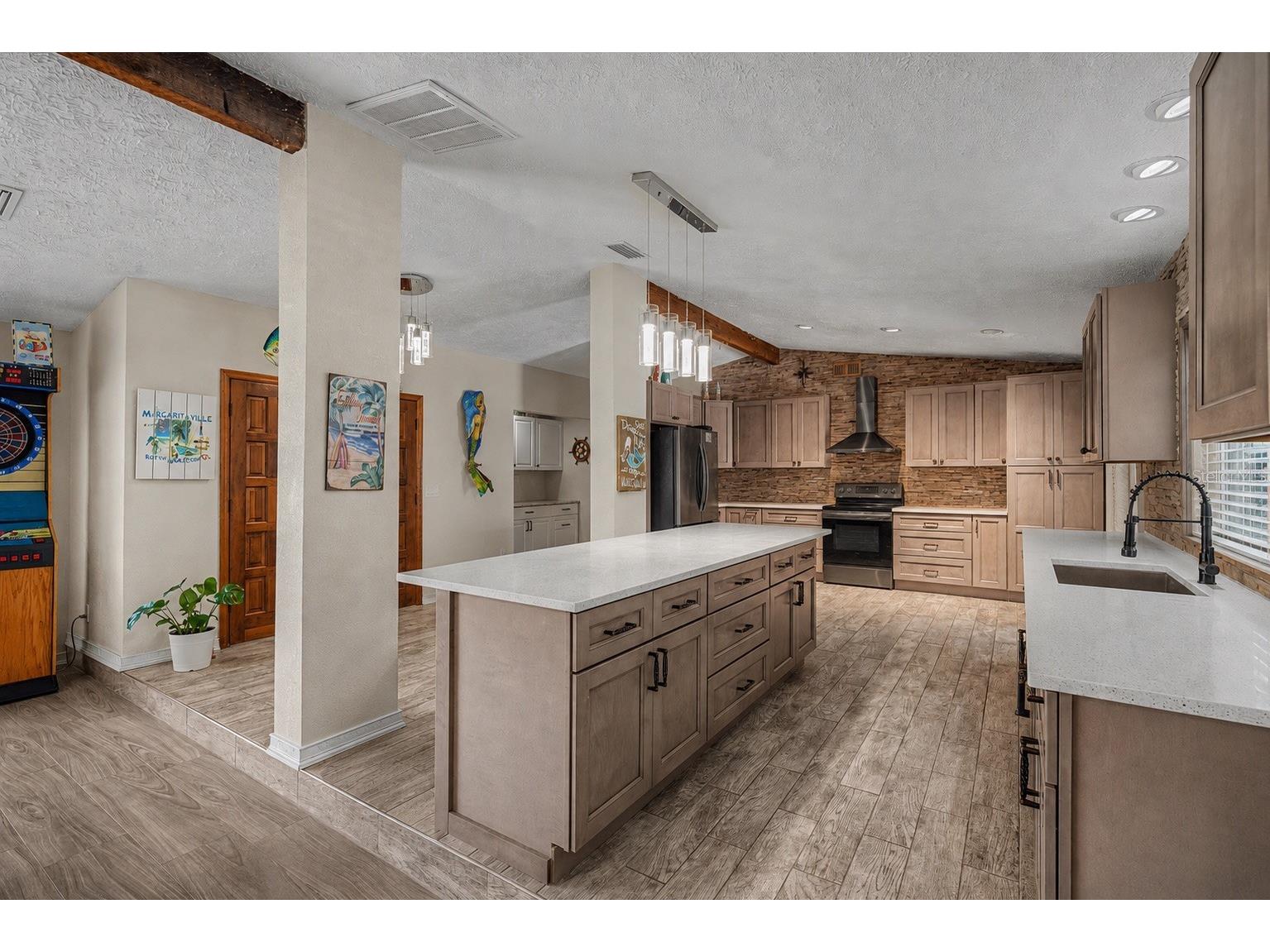 3110 Shadow Oaks Drive Holiday FL 34690 TB8513609 image5