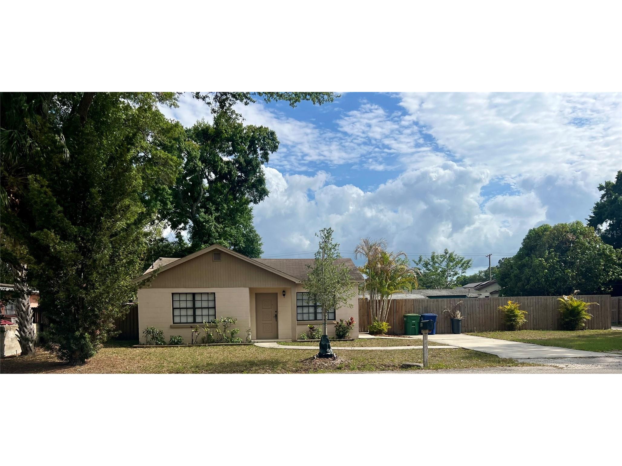 3110 W Ivy Street Tampa FL 33607 TB8504459 image1
