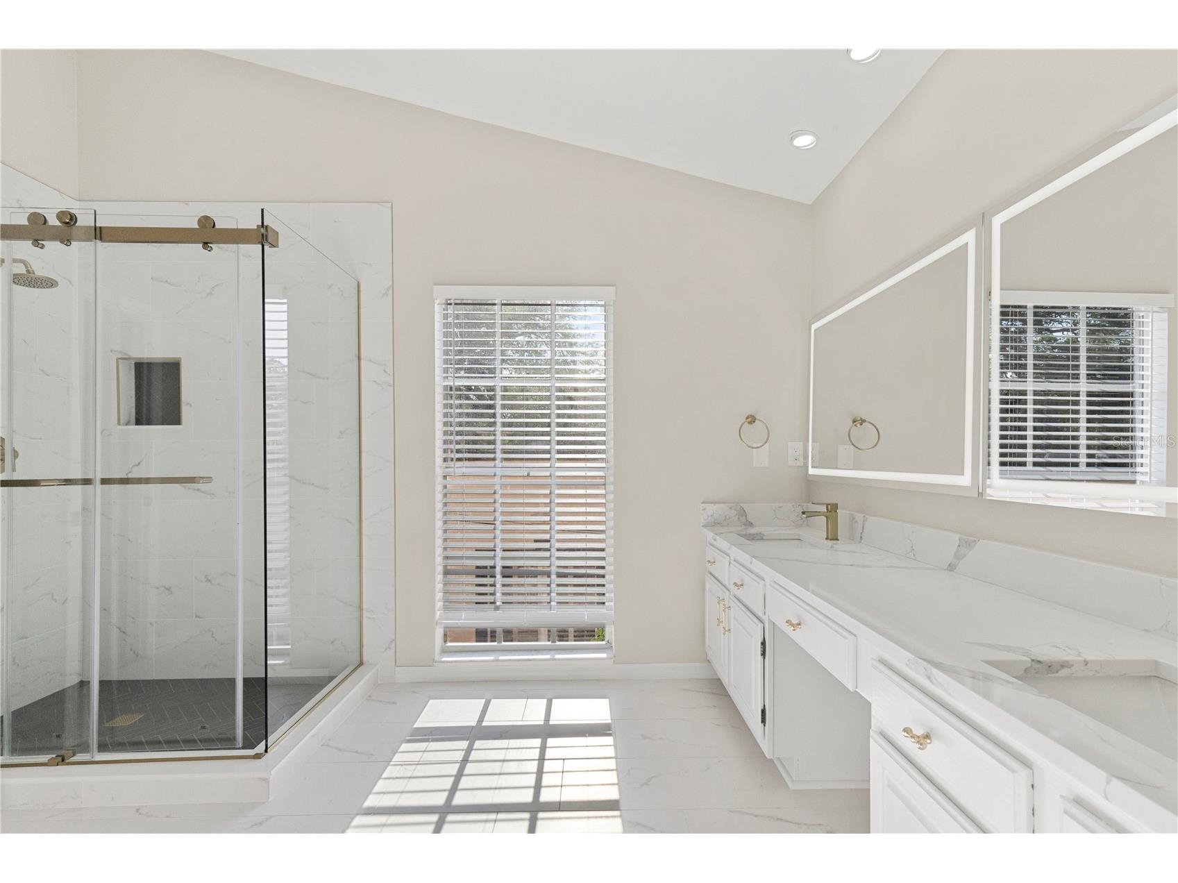 3110 W Villa Rosa Street Tampa FL 33611 TB8506566 image20