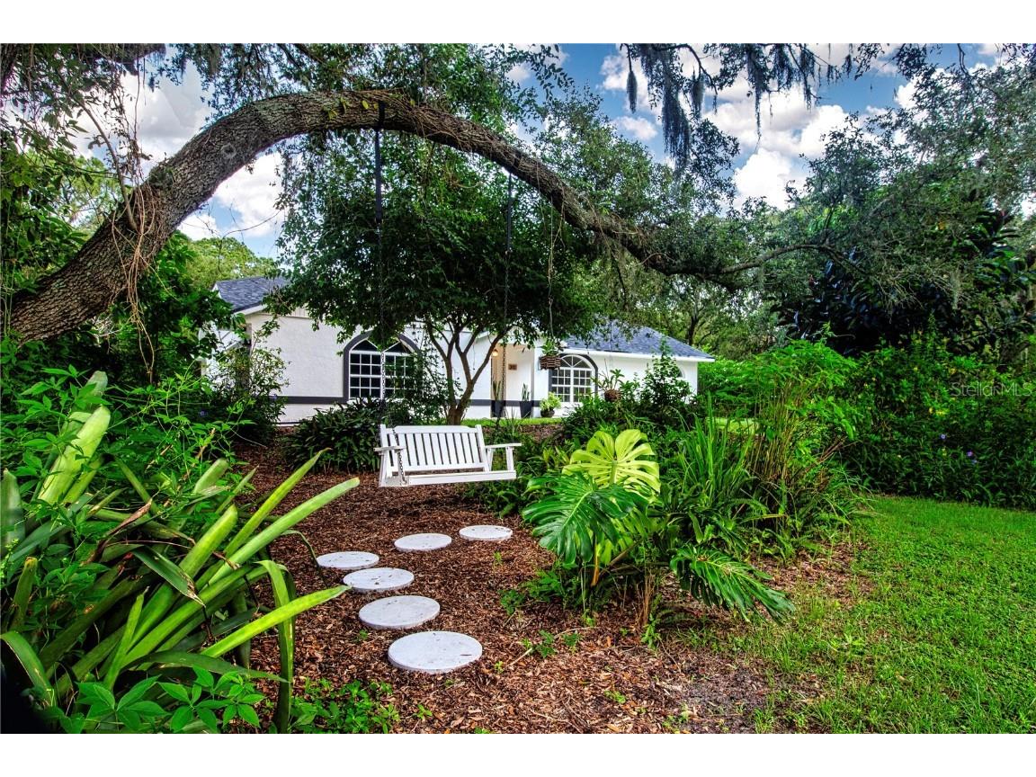 3111 Arrowsmith Road Wimauma FL 33598 - LITTLE MANATEE RIVER T3549388 image1